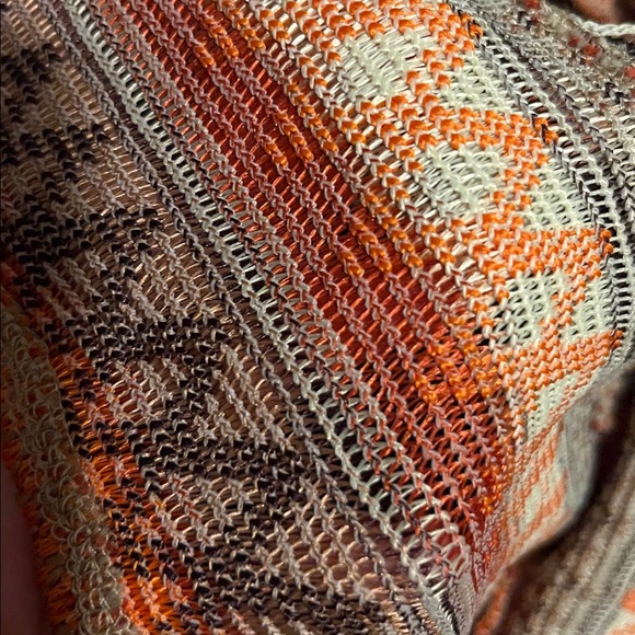 SHEIN Orange and Brown Patterned Crop Top - Picture 4 of 4